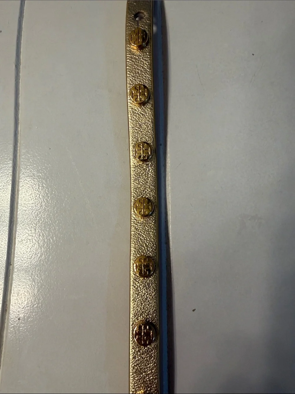 Tory Burch Double Wrap Logo Leather Bracelet in Gold